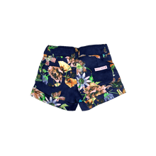 Carregar imagem no visualizador da galeria, Bermuda Estampada Multiflora Marinho Estampado-1052411
